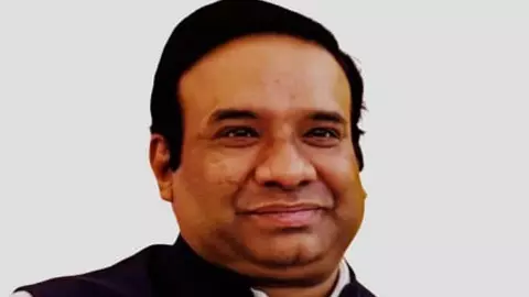 CDO Sakht on negligence over Kisan Samman Nidhi, poor progress of Farmer Registry