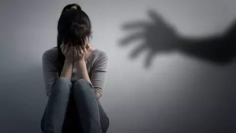 दोस्तों से बनाओ संबंध वरना...पति बना जल्लाद, पत्नी के साथ ऐसी हैवानियत की..पुलिस के खड़े हो गए रोंगटे