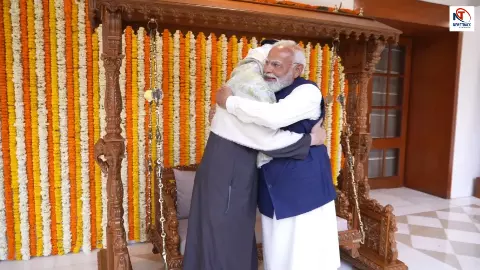 गुजरात का शाही झूला और कश्मीर की पश्मीना! PM मोदी ने UAE राष्ट्रपति को दिए दिल जीतने वाले उपहार गुजरात का शाही झूला और कश्मीर की पश्मीना! PM मोदी ने UAE राष्ट्रपति को दिए दिल जीतने वाले उपहार