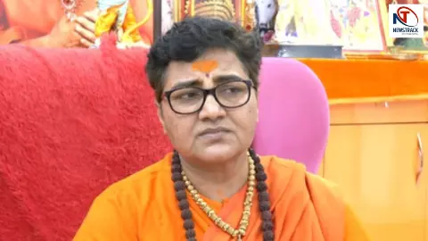 सनातन धर्म... साध्वी प्रज्ञा ठाकुर का दिग्विजय सिंह को जवाब, राहुल गांधी-ममता बनर्जी को भी लपेटा सनातन धर्म... साध्वी प्रज्ञा ठाकुर का दिग्विजय सिंह को जवाब, राहुल गांधी-ममता बनर्जी को भी लपेटा