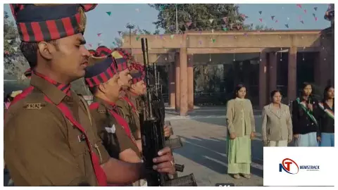 Kasganj News : कासगंज में धूमधाम के साथ मनाया गया देश का 77वां गणतंत्र दिवस