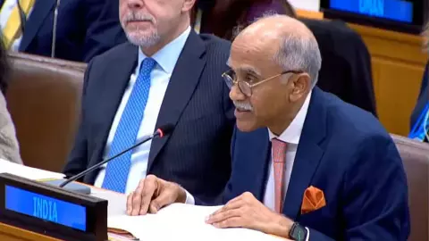सिर्फ 24 घंटे में पाक ने टेके थे घुटने! UN में भारत ने खोला सबसे बड़ा राज, बताया कैसे थर-थर कांपने लगी थी सेना सिर्फ 24 घंटे में पाक ने टेके थे घुटने! UN में भारत ने खोला सबसे बड़ा राज, बताया कैसे थर-थर कांपने लगी थी सेना