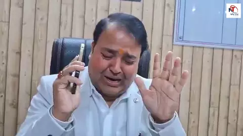 योगी के लिए आंसू बहाने वाले डिप्टी कमिश्नर का खुला काला चिट्ठा, जेल जाने के डर से दिया इस्तीफा? सगे भाई ने ही खोल दी पोल! योगी के लिए आंसू बहाने वाले डिप्टी कमिश्नर का खुला काला चिट्ठा, जेल जाने के डर से दिया इस्तीफा? सगे भाई ने ही खोल दी पोल!