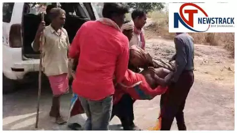 Etawah News : इटावा में संदिग्ध हालात में युवक की मौत, परिजनों ने निष्पक्ष जांच की मांग की Etawah News : इटावा में संदिग्ध हालात में युवक की मौत, परिजनों ने निष्पक्ष जांच की मांग की