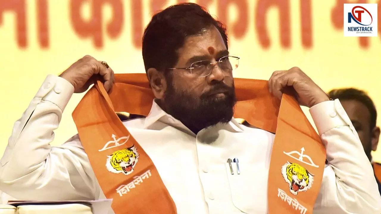 लो जी... BMC में बदल गया नंबर गेम! NCP के 4 पार्षदों ने थामा शिंदे का हाथ, अब महायुति में...