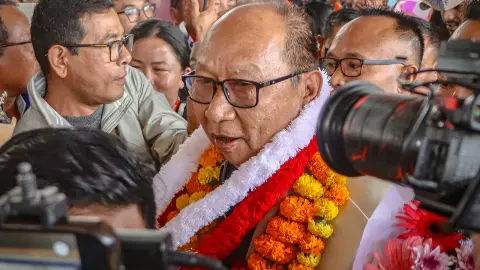 मणिपुर से राष्ट्रपति शासन हटाया गया, युमनाम खेमचंद सिंह शाम को सीएम पद की शपथ लेंगे