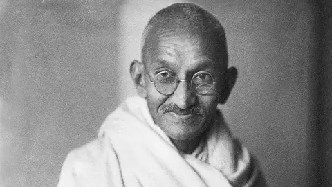 Mohandas Karamchand Gandhi Mohandas Karamchand Gandhi