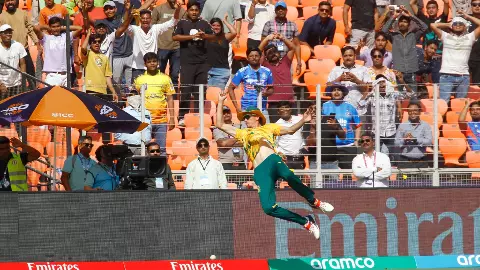T20 वर्ल्ड कप का सबसे पागलपन भरा मैच, अफगानिस्तान ने दक्षिण अफ्रीका को लोहे के चने चबवाए, दूसरे सुपर ओवर में हुआ फैसला T20 वर्ल्ड कप का सबसे पागलपन भरा मैच, अफगानिस्तान ने दक्षिण अफ्रीका को लोहे के चने चबवाए, दूसरे सुपर ओवर में हुआ फैसला