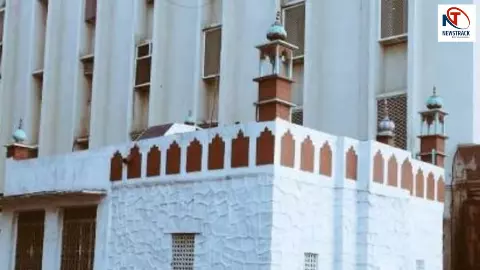 लो भई... मुसलमानों की एक और मस्जिद पर खतरा! सेंट्रल विस्टा के नक्शे से गायब, बौखलाया वक्फ बोर्ड लो भई... मुसलमानों की एक और मस्जिद पर खतरा! सेंट्रल विस्टा के नक्शे से गायब, बौखलाया वक्फ बोर्ड