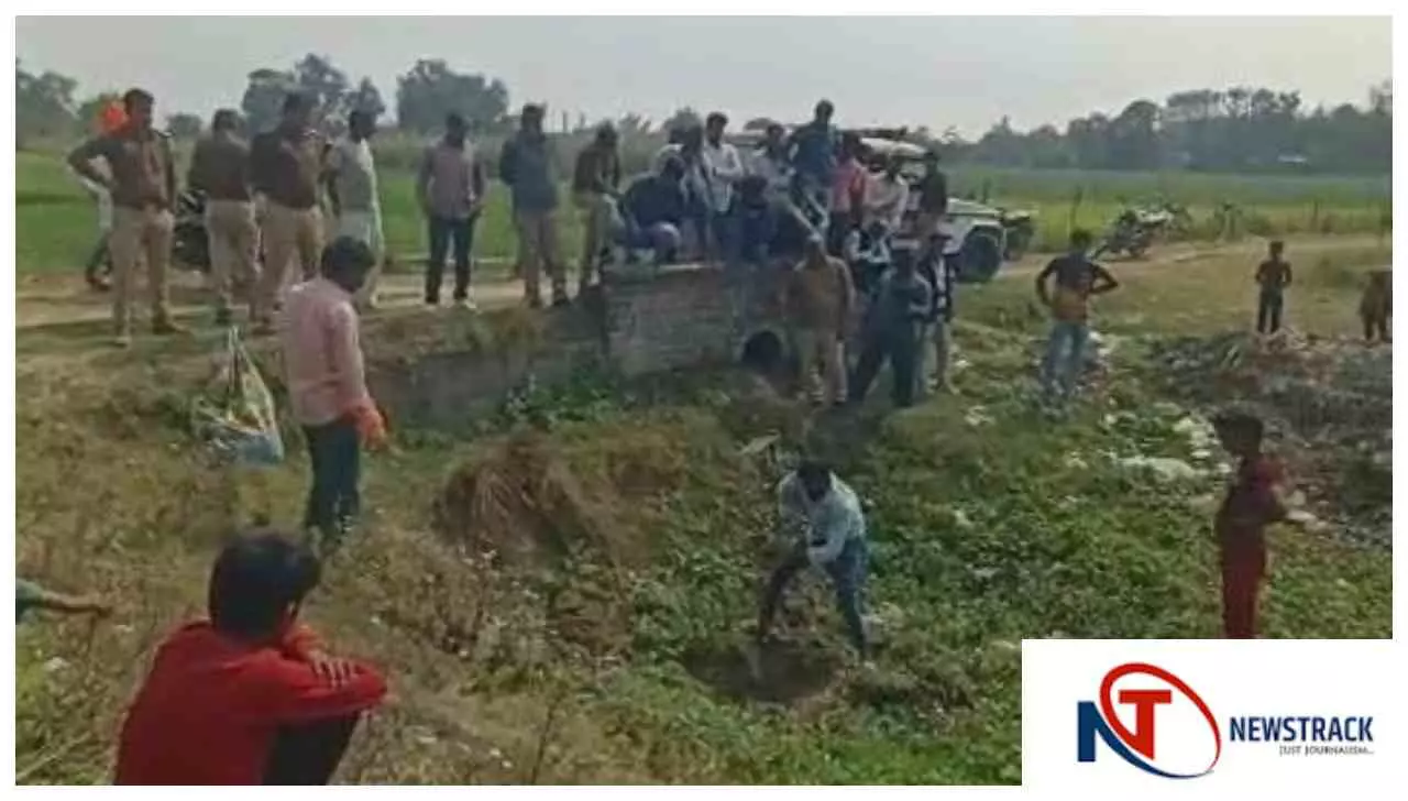 Balrampur News : बलरामपुर में गौकशी का आरोप, प्रधान के दो भाइयों पर पुलिस जांच जारी Balrampur News : बलरामपुर में गौकशी का आरोप, प्रधान के दो भाइयों पर पुलिस जांच जारी