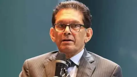 तारिक रहमान ने यूनुस के राइट हैंड खलीलुर की हुई ताजपोशी, होंगे नए विदेश मंत्री तारिक रहमान ने यूनुस के राइट हैंड खलीलुर की हुई ताजपोशी, होंगे नए विदेश मंत्री