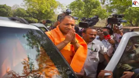 CM Yogi Adityanath Security Lapse