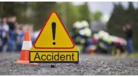 Raebareli News : रायबरेली हादसा: क्लीनर चला रहा था ट्रेलर, तीन की मौत, चालक समेत जेल भेजे गए Raebareli News : रायबरेली हादसा: क्लीनर चला रहा था ट्रेलर, तीन की मौत, चालक समेत जेल भेजे गए