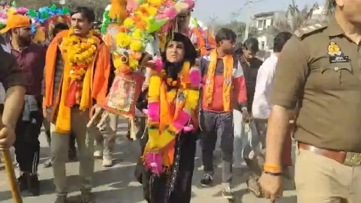 Sambhal Shiv Bhakt Tamanna Malik Sambhal Shiv Bhakt Tamanna Malik
