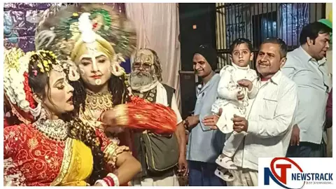 Mathura News : अपना घर आश्रम वृंदावन में पुष्प होली, भजनों संग झूमे प्रभुजन
