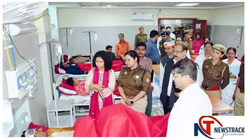 Lakhimpur Kheri News :  पढुवा में दो सड़क हादसे, छात्र व चालक की मौत; डीएम-एसपी पहुंचे अस्पताल