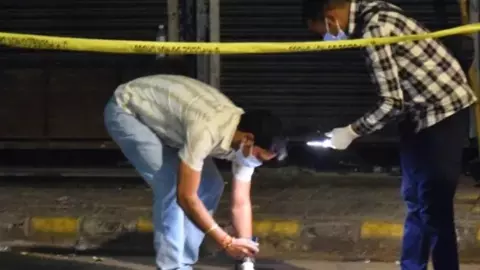 Moradabad: नमाज अदा करने जा रहे जज के ससुर की गोली मारकर हत्या, बेकरी का व्यवसाय था Moradabad: नमाज अदा करने जा रहे जज के ससुर की गोली मारकर हत्या, बेकरी का व्यवसाय था