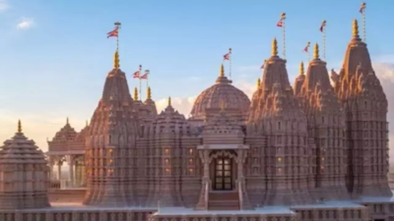 ईरानी हमलों के बीच अबू धाबी का भव्य हिंदू मंदिर अस्थायी रूप से बंद, जानिए इतिहास