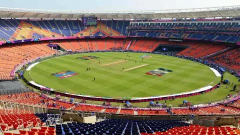अब गांधीनगर में भी सजेगा क्रिकेट का महाकुंभ, तैयार होगा हाईटेक स्टेडियम अब गांधीनगर में भी सजेगा क्रिकेट का महाकुंभ, तैयार होगा हाईटेक स्टेडियम