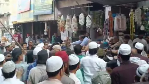 Two sides offering prayers clash between martyred, SP leader and advocate Two sides offering prayers clash between martyred, SP leader and advocate