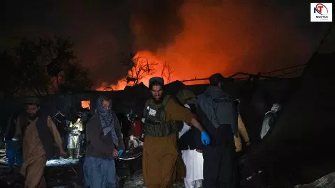 अब शुरू होगा महायुद्ध! Afghan Taliban के अस्पताल पर PAK की बमबारी, 400 मौतों से बौखलाया काबुल अब शुरू होगा महायुद्ध! Afghan Taliban के अस्पताल पर PAK की बमबारी, 400 मौतों से बौखलाया काबुल