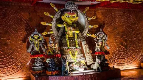 यहां बसती है दुर्गा पूजा की आत्मा! कोलकाता का अनोखा म्यूजियम देख रह जाएंगी दंग यहां बसती है दुर्गा पूजा की आत्मा! कोलकाता का अनोखा म्यूजियम देख रह जाएंगी दंग