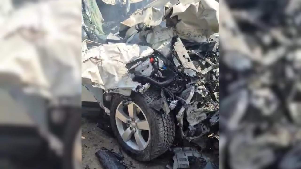 Defender Crash Faridabad Luxury Car Crash | Land Rover Defender 5-Star Safety Fails to ...