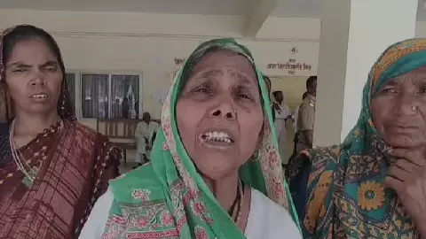 Banda News: अवैध खनन से ग्रामीण परेशान, फसलें नष्ट, जिलाधिकारी से न्याय की मांग