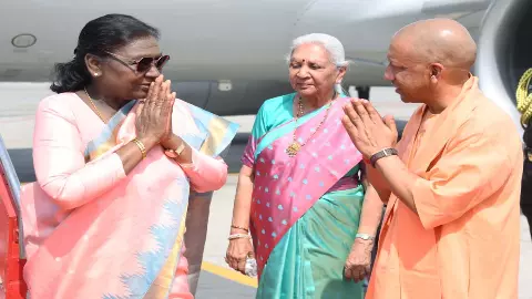 Ayodhya News: अयोध्या में राष्ट्रपति मुर्मु का भव्य स्वागत, राम यंत्र प्रतिष्ठा