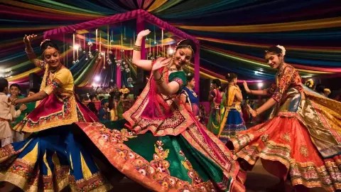 चैत्र नवरात्रि पर यूपी में देवी मंदिरों में भव्य आयोजन