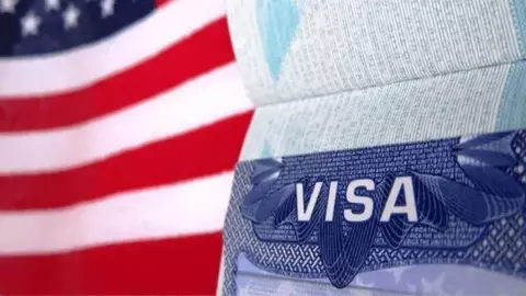 US Visa Bond 2026: 2 अप्रैल 2026 से लागू नियम ने बढ़ाई टेंशन, क्या अमेरिका ट्रिप अब हो जाएगी महंगी? US Visa Bond 2026: 2 अप्रैल 2026 से लागू नियम ने बढ़ाई टेंशन, क्या अमेरिका ट्रिप अब हो जाएगी महंगी?