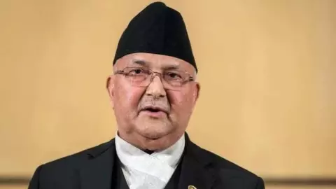 केपी शर्मा ओली की अचानक बिगड़ी तबियत! गिरफ्तारी के 24 घंटे के अंदर अस्पताल में भर्ती केपी शर्मा ओली की अचानक बिगड़ी तबियत! गिरफ्तारी के 24 घंटे के अंदर अस्पताल में भर्ती