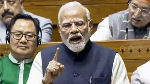 PM Narendra Modi vs Congress PM Narendra Modi vs Congress