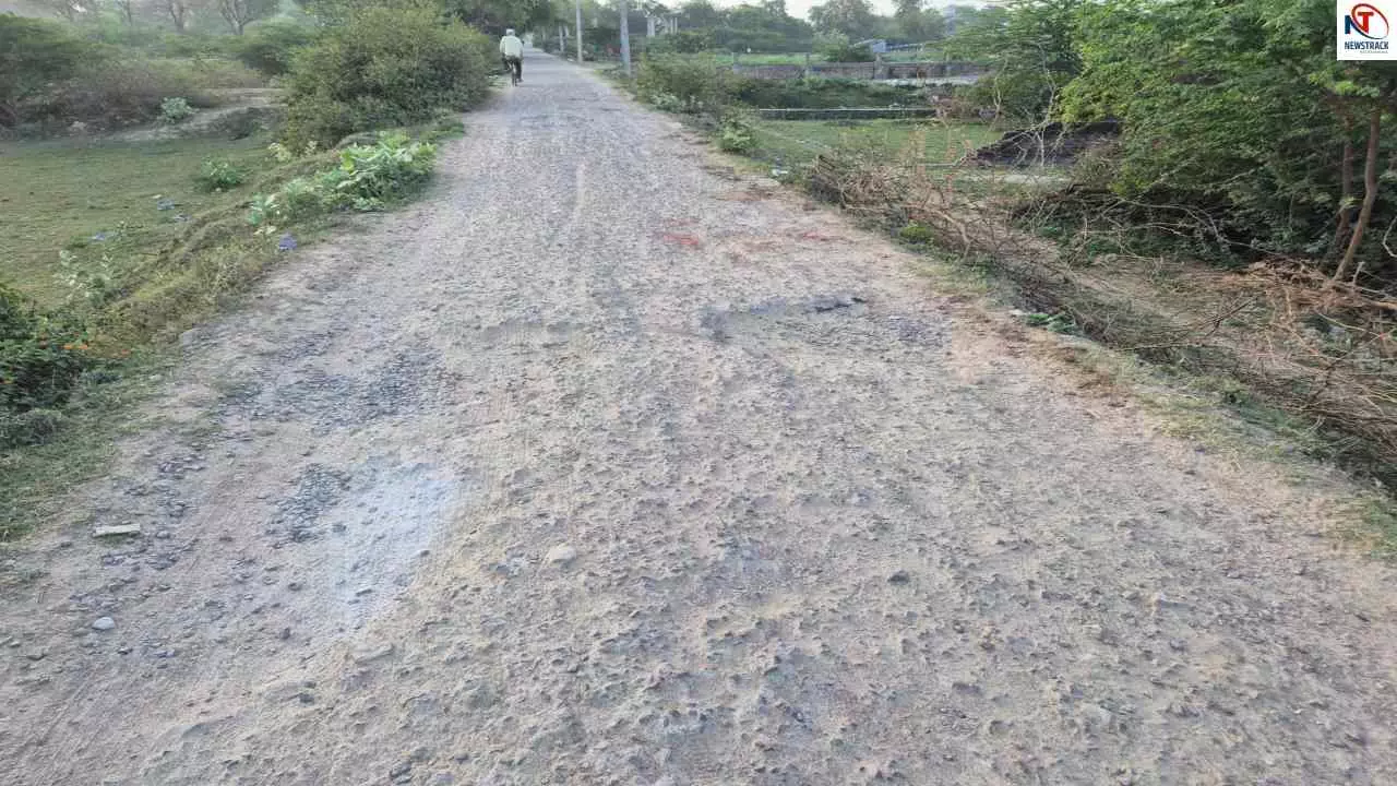 Lucknow Ashram Road Bad Condition