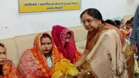 महिला एवं बाल विकास मंत्री ने की योजनाओं की समीक्षा, कुपोषण पर जताई सख्ती महिला एवं बाल विकास मंत्री ने की योजनाओं की समीक्षा, कुपोषण पर जताई सख्ती
