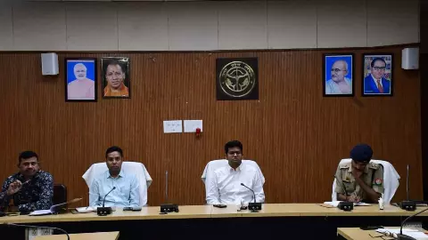 Power on school vehicles in Siddharthanagar, registration required in one week