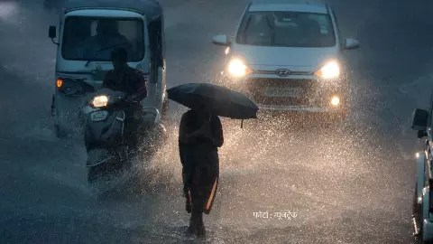 UP Weather Alert: राजधानी में आई तेज आंधी कई जगह गिरे होर्डिंग और पेड़, अन्य जिलों में भी बिगड़ा रहा मौसम का मिजाज