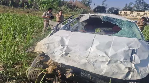 Muzaffarnagar disaster: speeding car falls into ditch, 3 killed, 2 injured