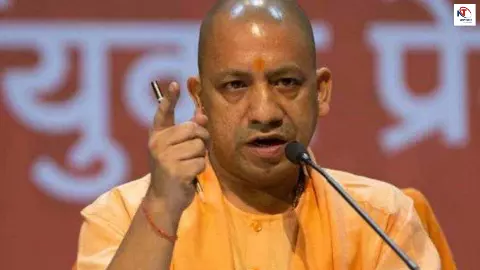 नोएडा में मजदूरों का तांडव देख भड़के CM योगी, बोले- तरक्की रोकने के लिए रचा जा रहा है बड़ा षडयंत्र