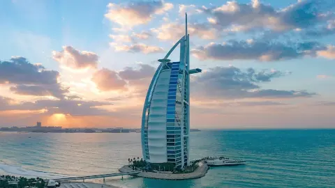 dubai most luxury hotel burj al arab closed for 18 months