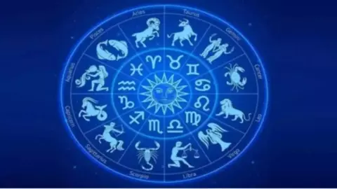 Weekly Horoscope April 2026