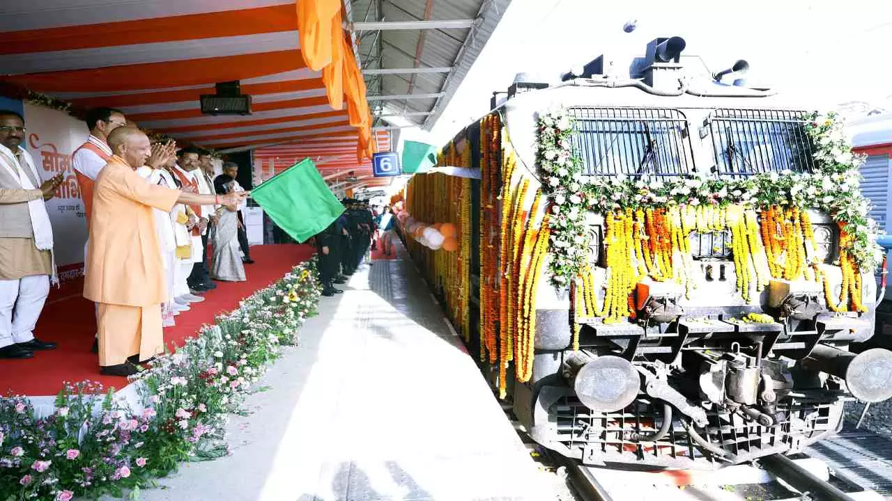 CM Yogi Adityanath Launches Somnath Swabhiman Yatra