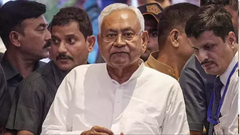 नीतीश ही रहेंगे सुपर बॉस! इस्तीफा देने के बाद भी पार्टी पर पूरा कब्जा, विधायक दल की बैठक में बड़ा फैसला नीतीश ही रहेंगे सुपर बॉस! इस्तीफा देने के बाद भी पार्टी पर पूरा कब्जा, विधायक दल की बैठक में बड़ा फैसला