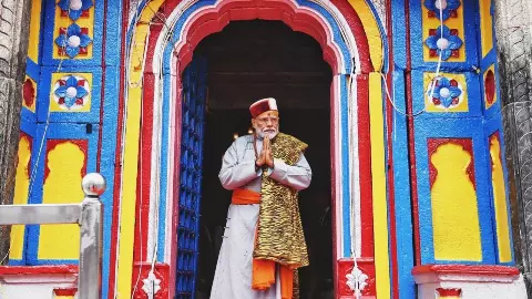 बाबा केदार के प्रति पीएम मोदी की अटूट आस्था, तस्वीरों के जरिए बयां किया आध्यात्मिक जुड़ाव बाबा केदार के प्रति पीएम मोदी की अटूट आस्था, तस्वीरों के जरिए बयां किया आध्यात्मिक जुड़ाव