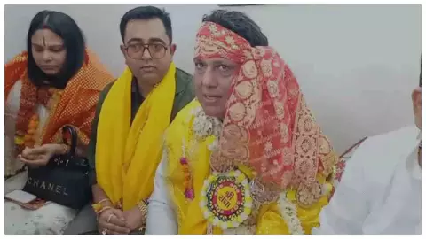 Mathura News: वृंदावन में गोविंदा ने किए बांके बिहारी के दर्शन, मंदिर में उमड़ी भीड़