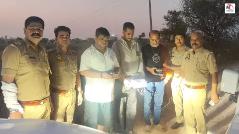 Jhansi News: झांसी में IPL सट्टा सिंडिकेट का भंडाफोड़: 3 गिरफ्तार, 100 करोड़ का काला हिसाब बरामद