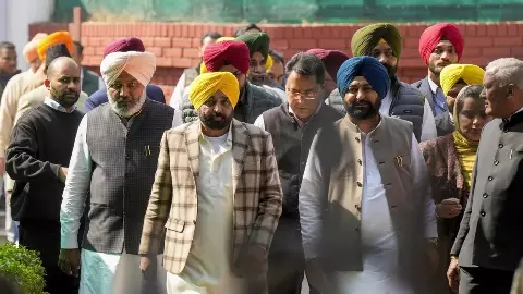भगवंत सरकार पर खतरा या हवा? 2 MLA वाली भाजपा का गेम एक्सपोज भगवंत सरकार पर खतरा या हवा? 2 MLA वाली भाजपा का गेम एक्सपोज