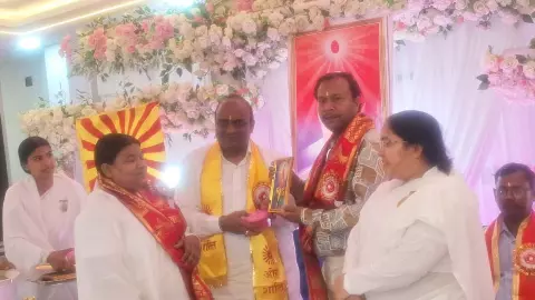Four-day Rajyoga Tapasya Program held with honor ceremony