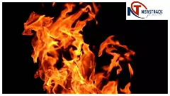 Meerut News : मेरठ में भीषण आग का कहर, शॉर्ट सर्किट से लगी आग में पिता-पुत्री की दम घुटने से मौत Meerut News : मेरठ में भीषण आग का कहर, शॉर्ट सर्किट से लगी आग में पिता-पुत्री की दम घुटने से मौत