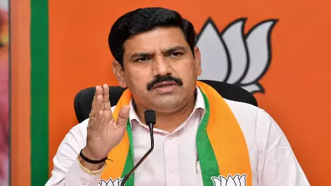 Karnataka BJP Rahul Gandhi Apology